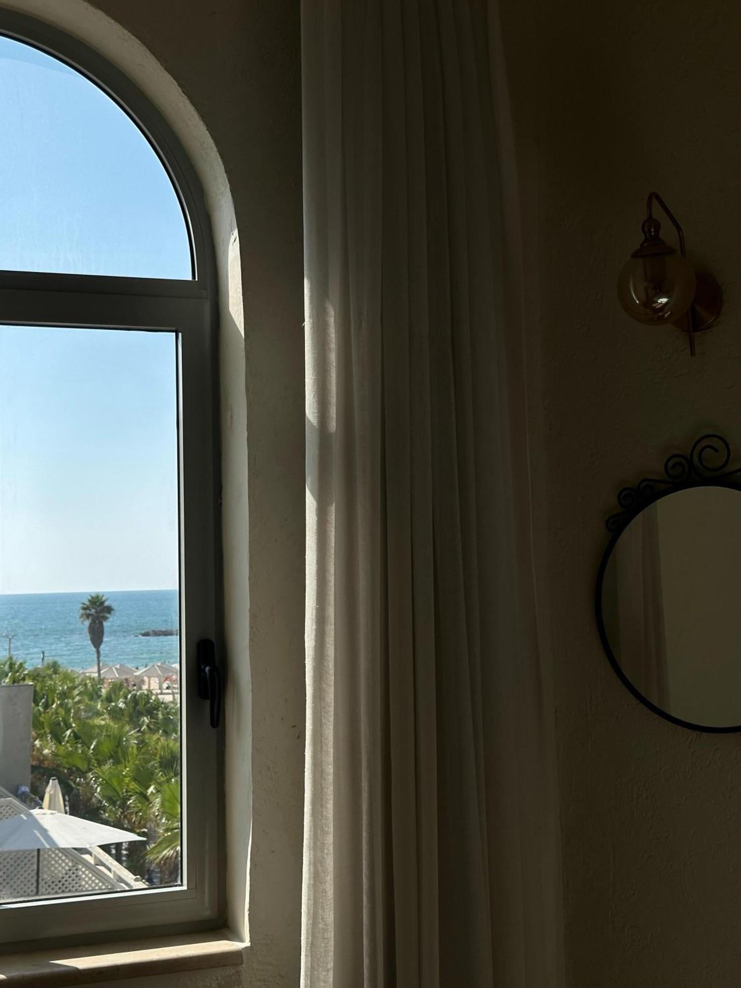 Bell Boutique And Spa Hotel Tel Aviv Exteriör bild