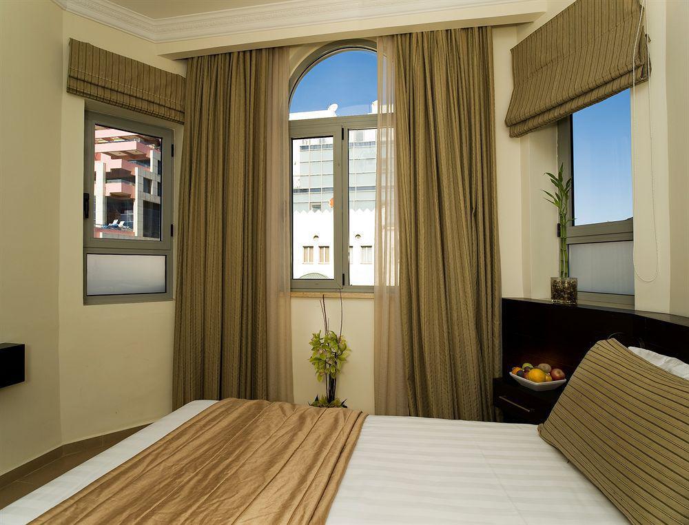 Bell Boutique And Spa Hotel Tel Aviv Exteriör bild